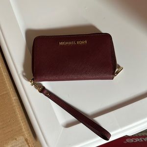 Michael Kors Wristlet/Wallet
